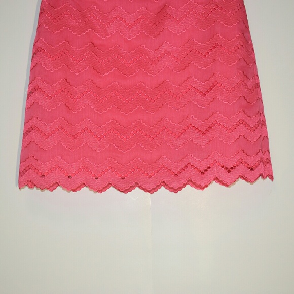 CeCe Chevron Lace Shift Dress NWT - Picture 4 of 6
